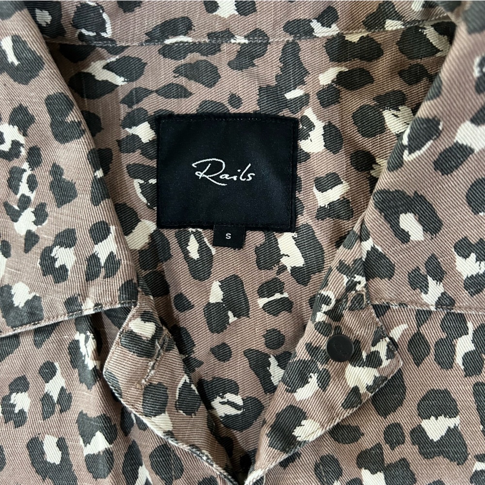 RAILS Steffi Leopard-Print Jacket with Flap Pockets - Picture 4 of 4